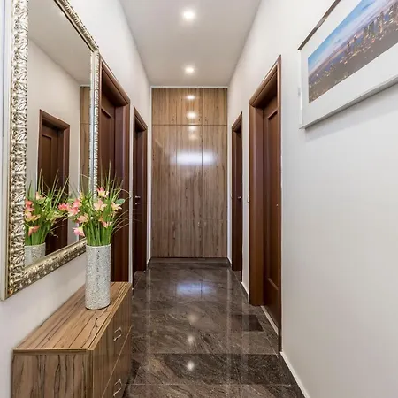 Meri Very And Beautiful Apartamento *