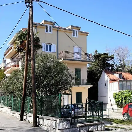 Apartment Villa Meri Very Central And Beautiful Apartment Split