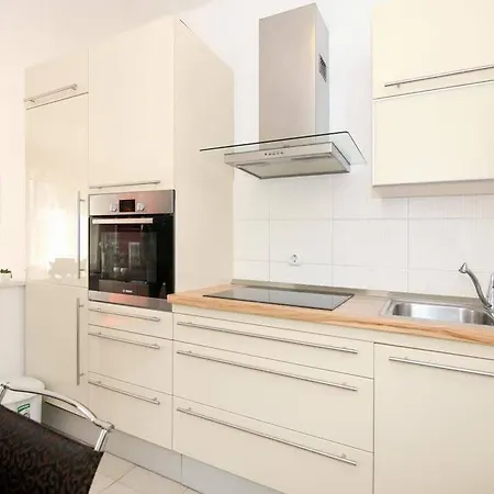 Villa Meri Very Central And Beautiful Apartment