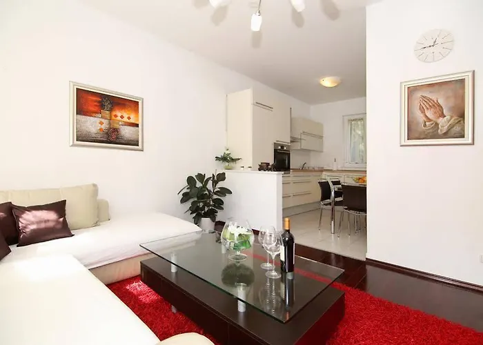 Meri Very And Beautiful * Split